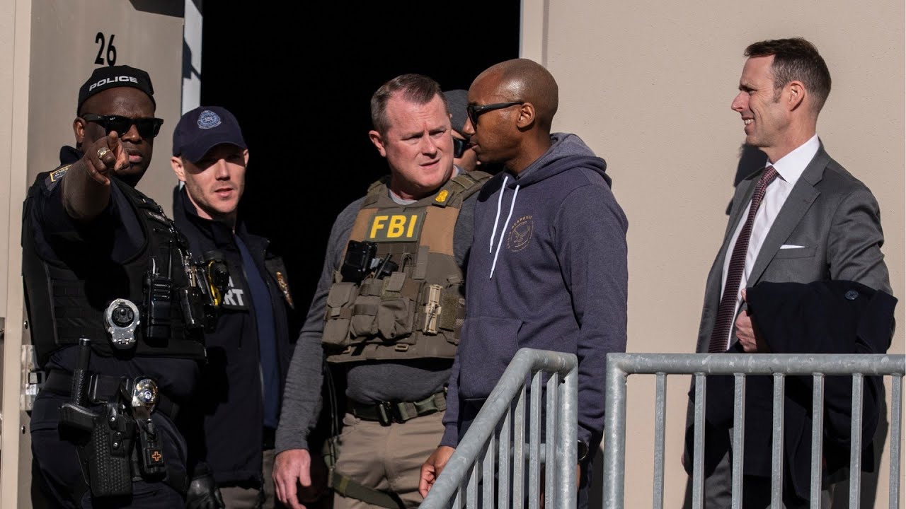 Fulton County official slams Trump administration over FBI's seizure of 2020 ballots
