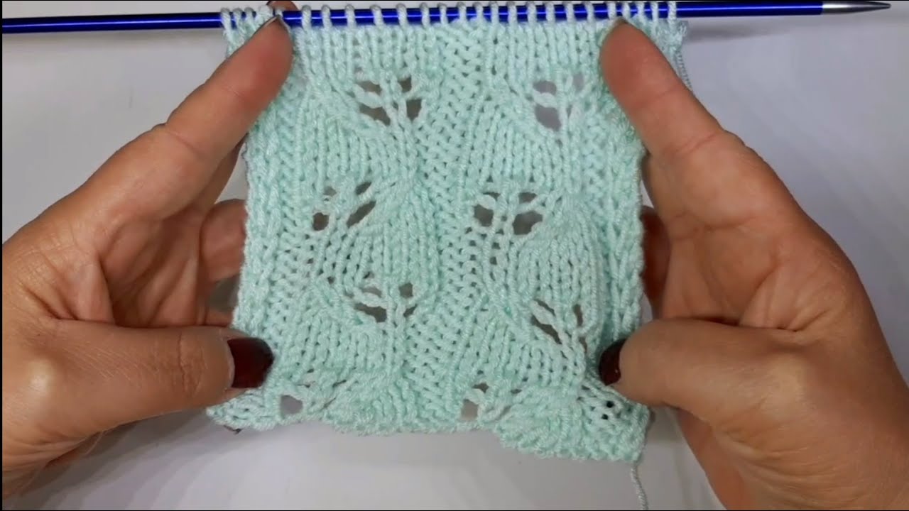 Motivo fogliette ai ferri n° 141 / Knitted leaves / Hojas a dos agujas