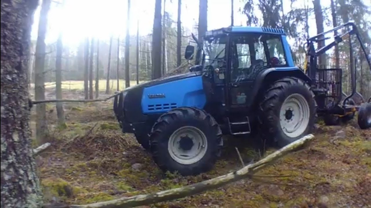 Skogs körning med Valtra 6200