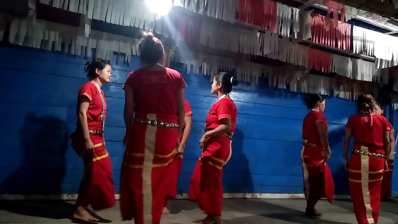 Sai sai Sina kasipotola adi song dance by komkar (Rasing) girls