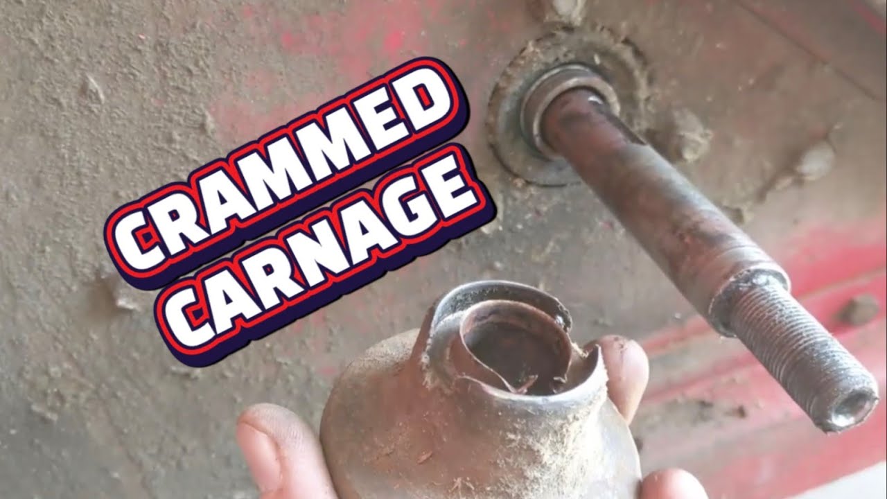 Massey Ferguson 540 Combine Inspection Disaster! (Destroyed Bearing & Jerry-Rigged Fixes)