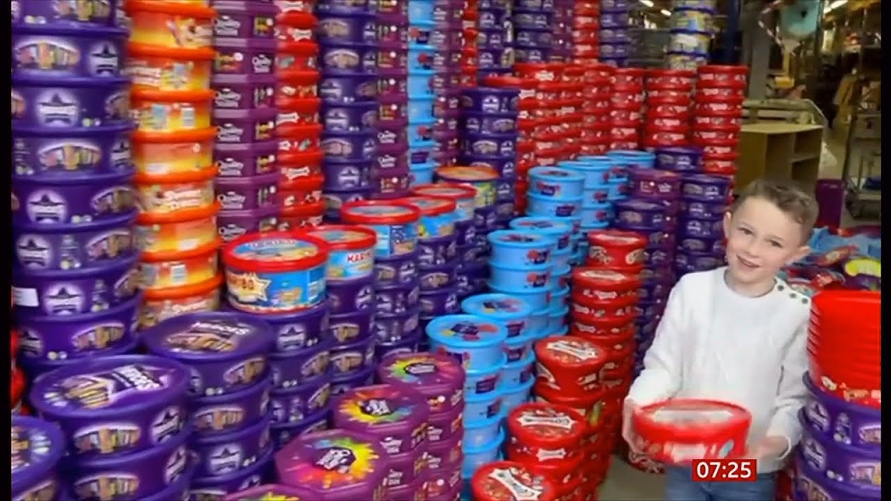 Teddy (aged 6) saved thousands of plastic #6 (polystyrene) tubs from landfill (UK) 3/Mar/2025