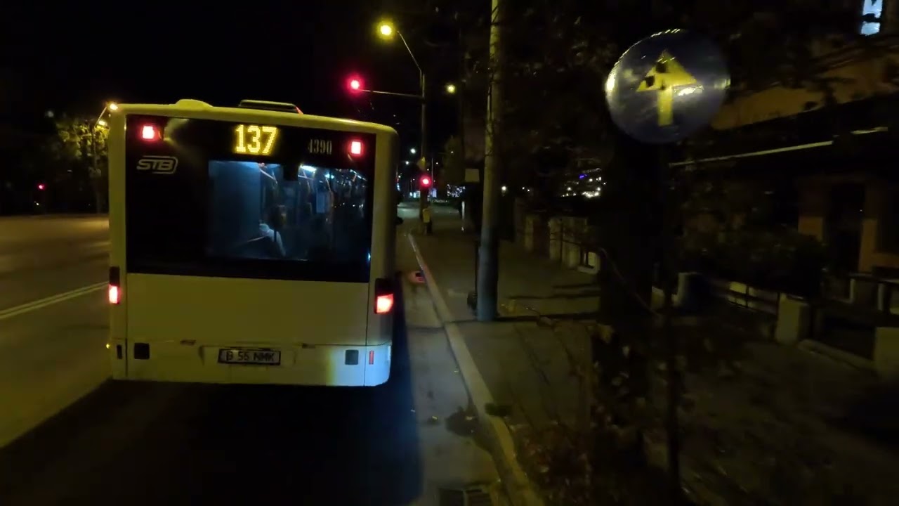 As a E scooter rider, SCARIEST things are Busses (Night Ride in Bucharest) [4K60FPS] [Spatial Sound]