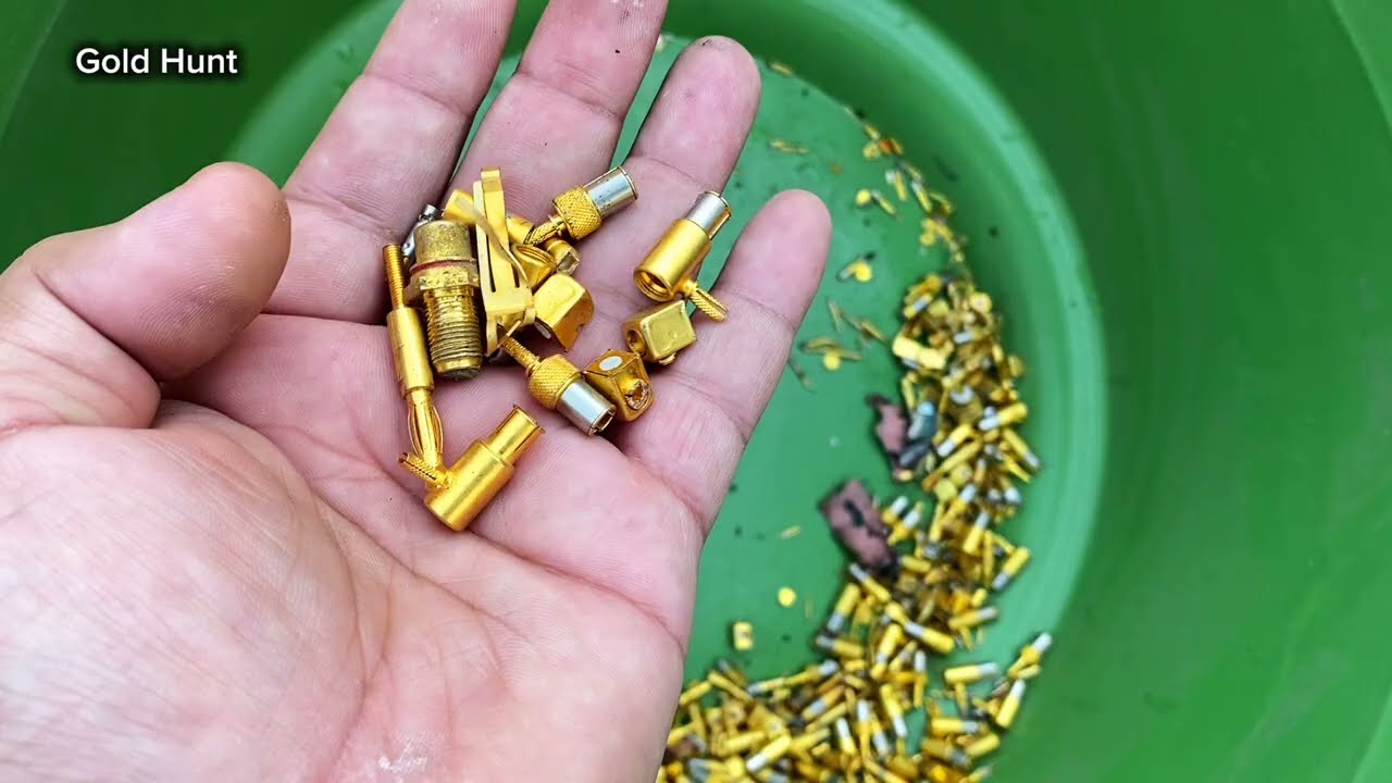 Easy method Gold Recovery | Gold Recover From Electric scrap | Gold Hunt