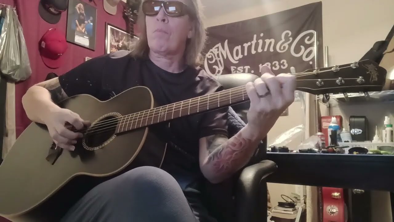 Washburn JM300S Jumbo Acoustic Guitar