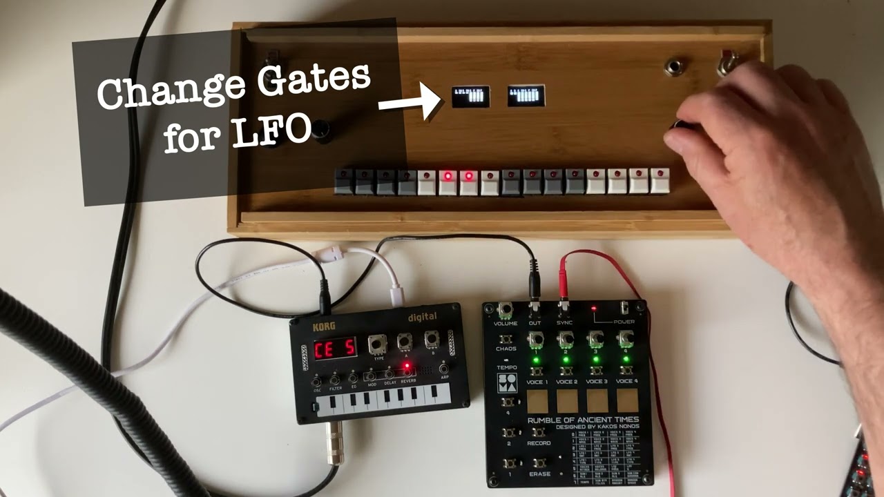 SOMA ROAT & NTS-1. Ambient Drone with flexible LFO control by my Berlin Machine through sync in.