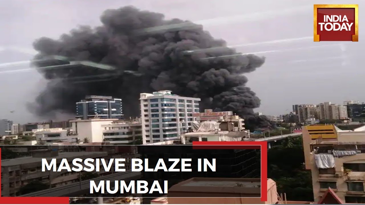 Massive Fire Breaks Out In Andheri, 8 Fire Tenders Rushed To Spot | Mumbai News