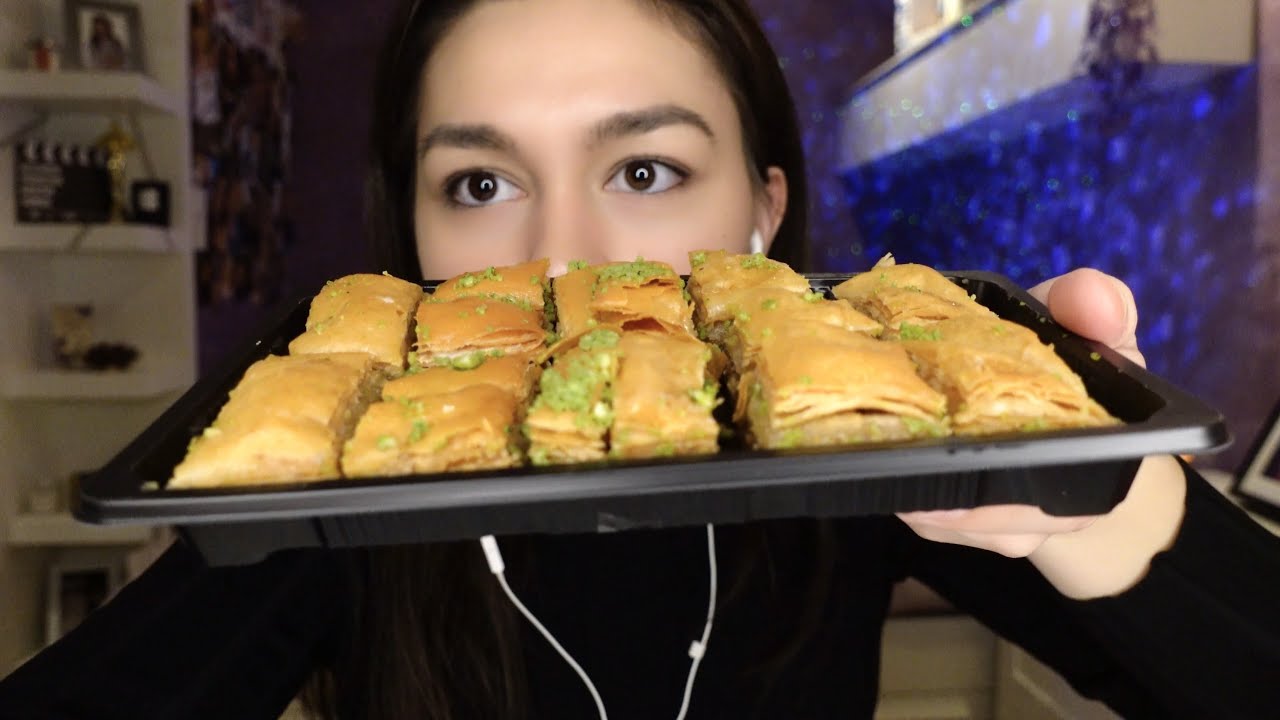 TÜRKÇE ASMR 🇹🇷 Baklava Yiyorum
