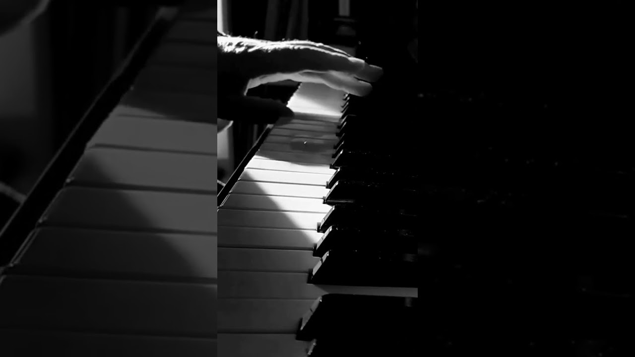 M. Moszkowski  Etude for left hand op. 92 n. 1