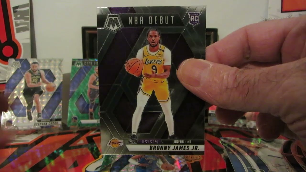 Ripping 2024-25 Mosiac Basketball Box And 2025 Donruss WNBA Blaster Box