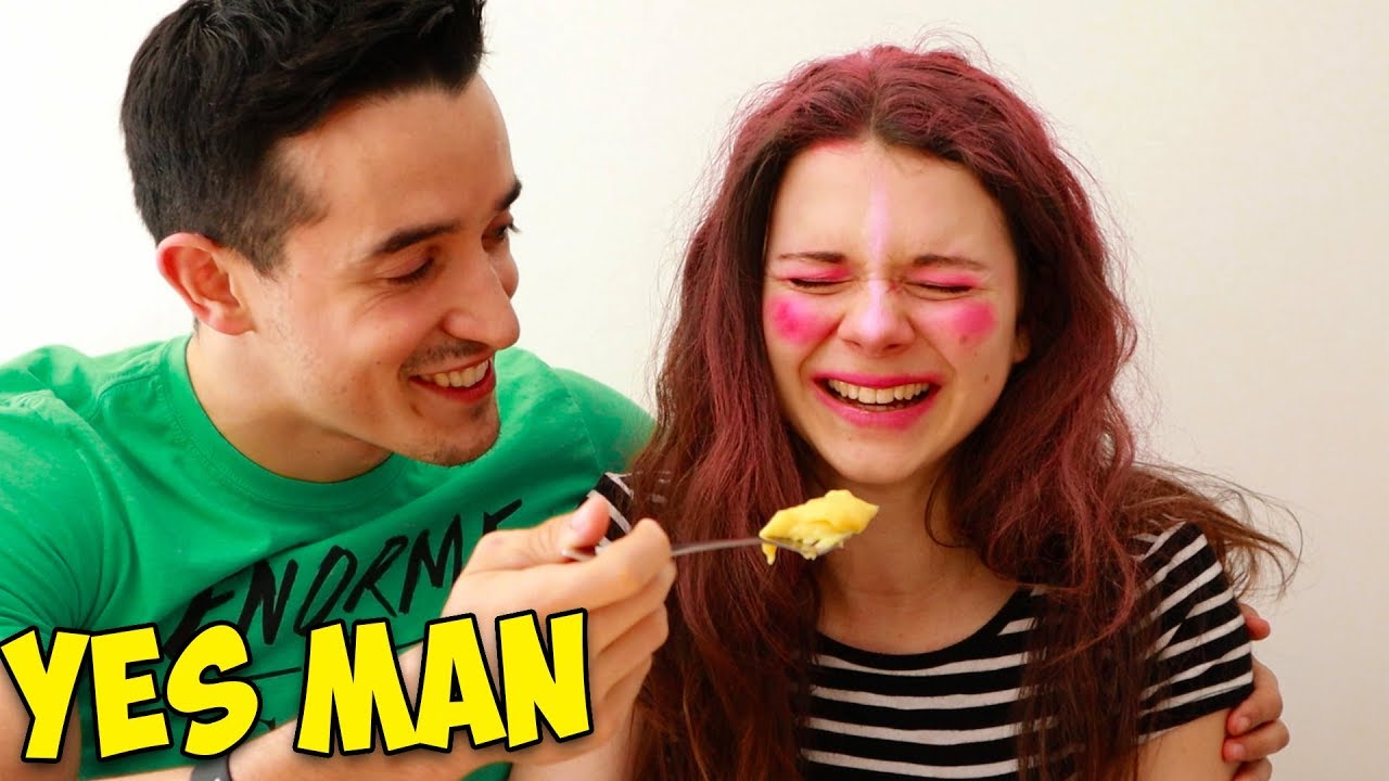 MA COPINE DIT OUI À TOUT !! (YES MAN CHALLENGE)