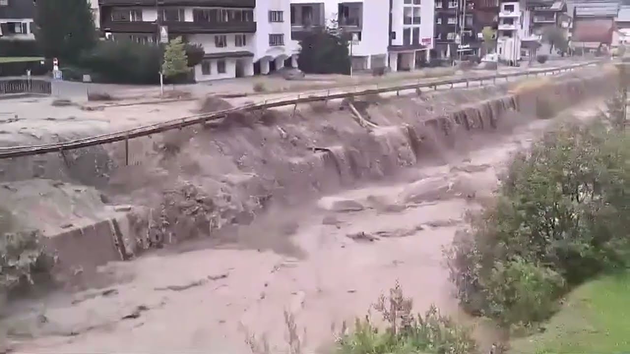 Schokierende Aufnahmen von dem Unwetter in St.Anton am Arlberg, #Österreich 16.8.2024