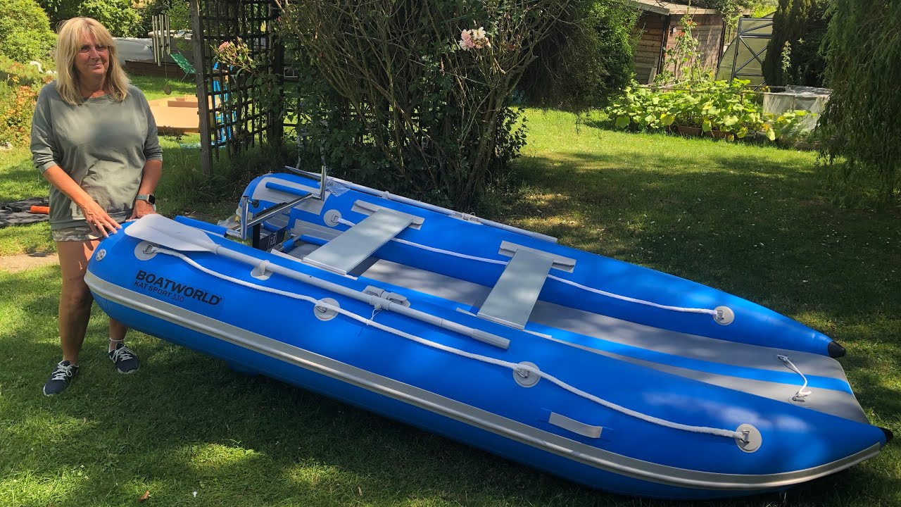 Boatworld Kat Sport 330 unboxing and first set up