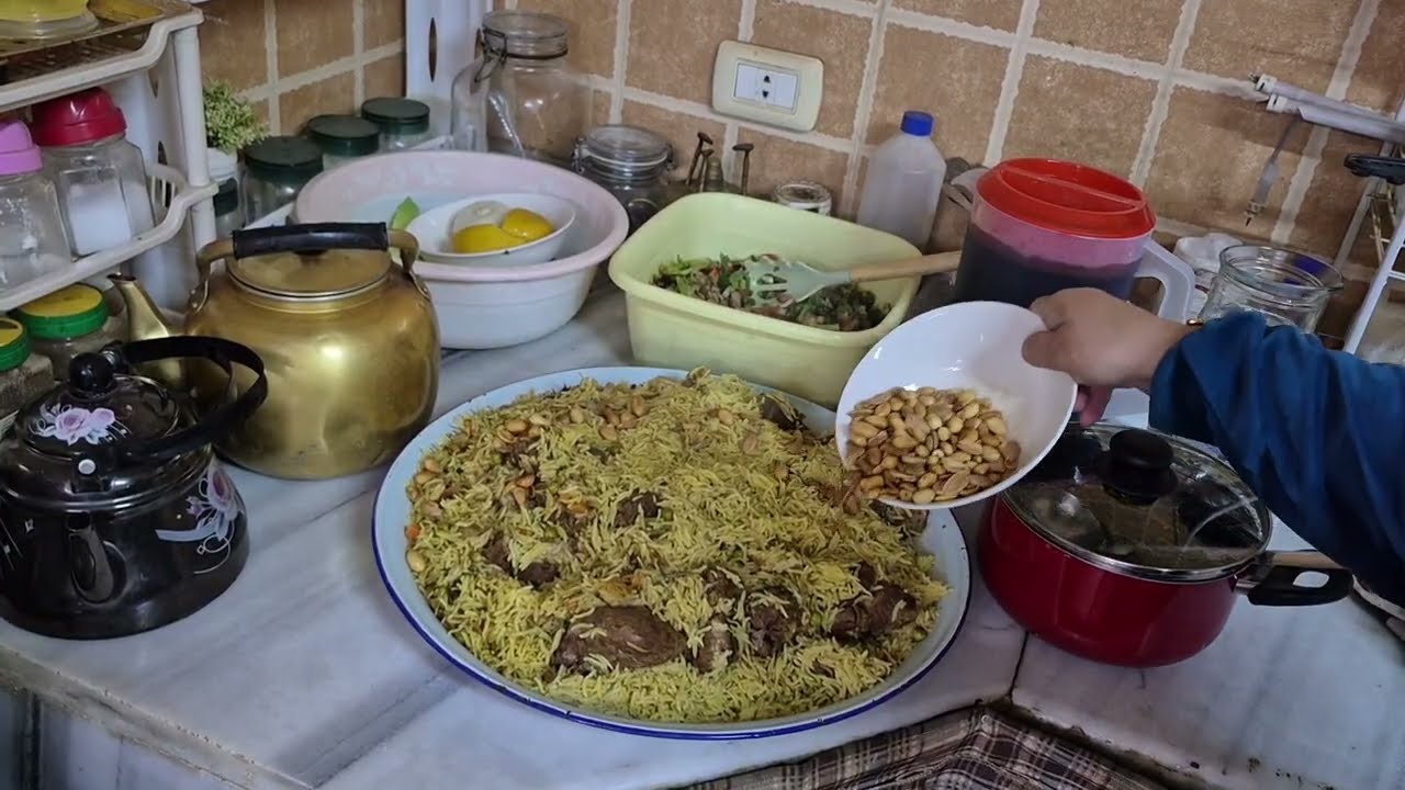 اول طبخة في بيتي ف رمضان😎الام ما بطلعلها توخذ اجازة من البيت او ترتاح الله المستعان اللهم قوة✊️