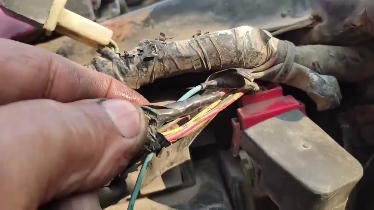 MOTO NÃO  CARREGA  A BATERIA 