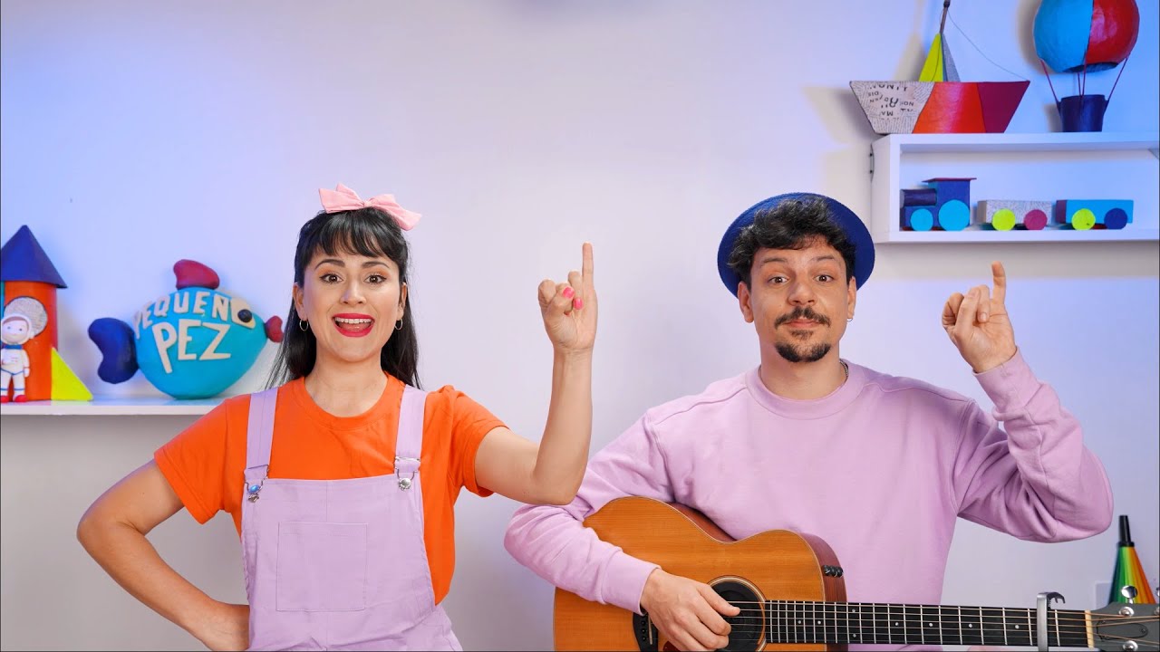 PEQUE&Ntilde;O PEZ  - PALO PALITO (Juego con dedos)