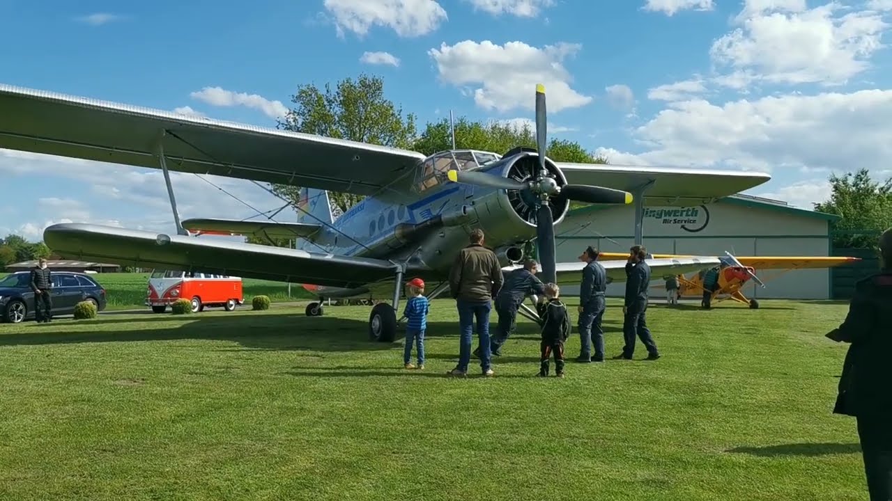 Antonov am Rande des 11. Oldtimer LKW Frühlingstreffens bei Spedition Dingwerth in Beelen 27 04 2024
