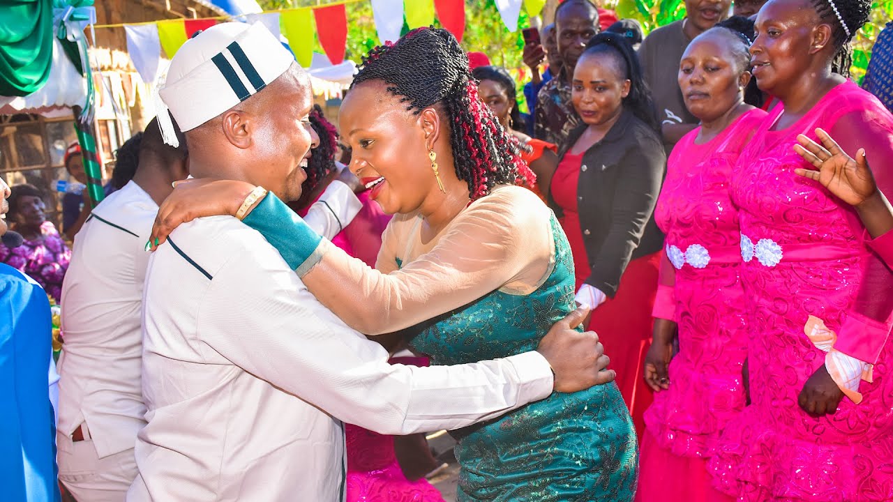 MOST COLOURFUL TRADITIONAL WEDDING (JANET & STEPHEN) AT KALONGO , NUNGUNI - MAKUENI COUNTY