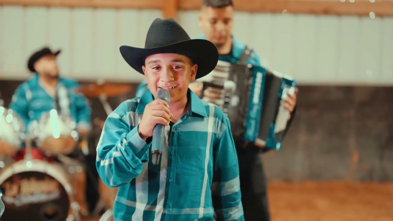LA ADIXXION CALENTANA - EL AUSENTE (VIDEO OFICIAL 2025)