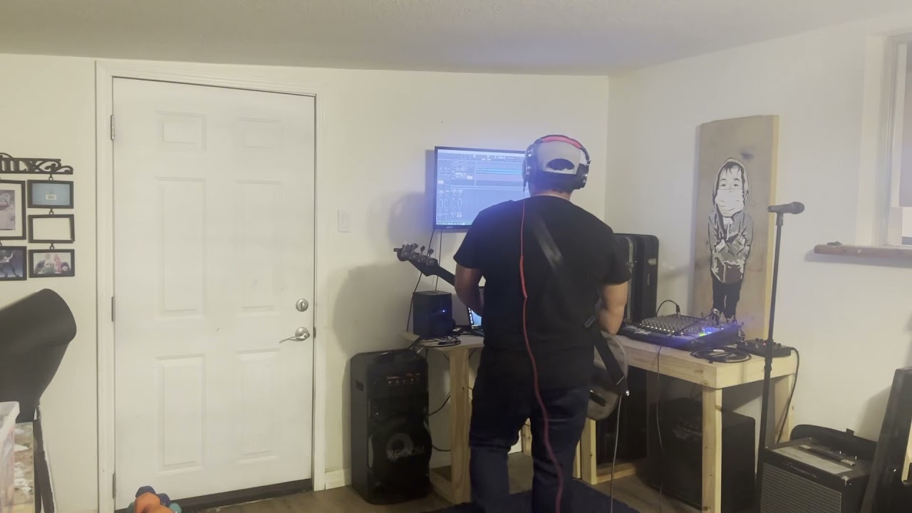 Sugar, We&rsquo;re Goin Down (Bass Cover)