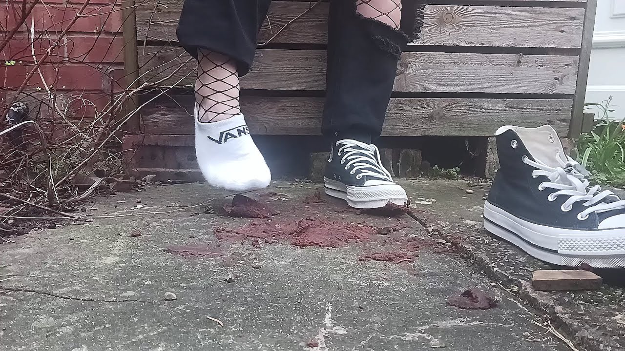 Chocolate Cake Crush in Converse and Vans Ankle Socks