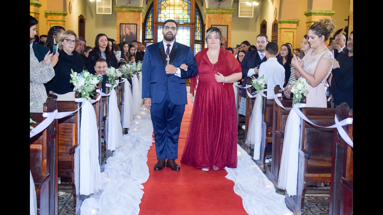 Christos Anesti — Entrada do noivo