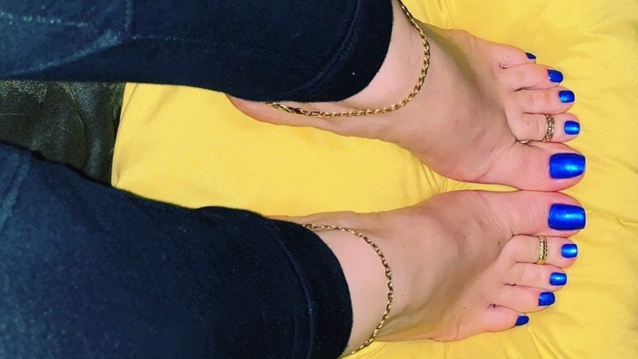 Beautiful stylish foot jewelry designs for women