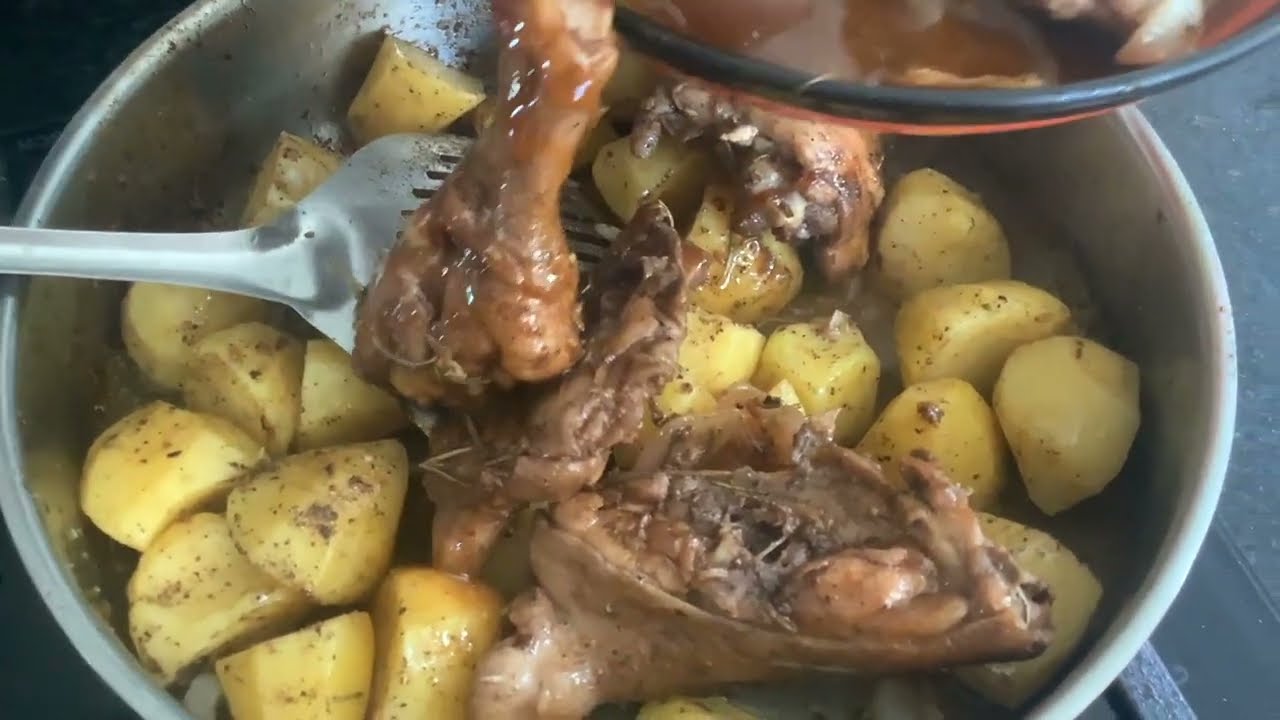 EASY ONE POT CHICKEN & POTATOES DINNER RECIPE | COOK WITH ME | COOKING WITH CHARY