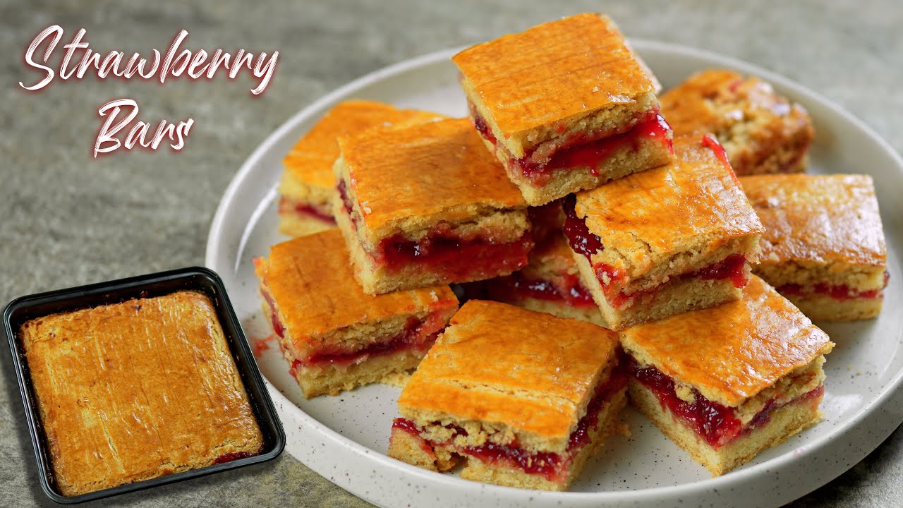 STRAWBERRY BARS | Strawberry Shortbread Square slices