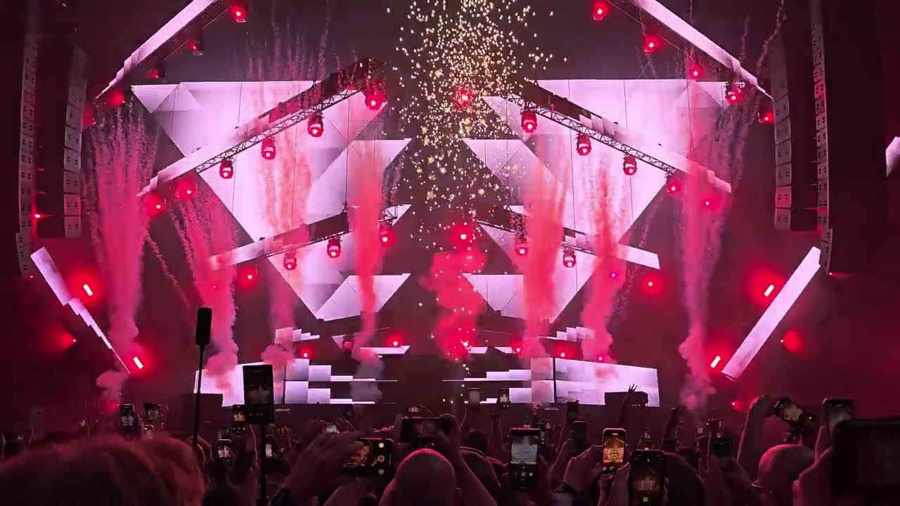 Axwell - Omen ID Intro @ Ziggo Dome DLDK 2025