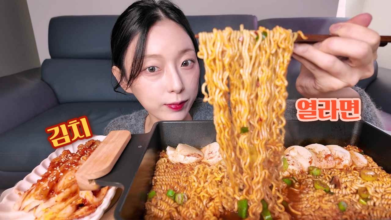 순두부 열라면 3봉 먹방! ㅣ라면먹방ㅣ김치와 밥까지! Spicy Korean Ramen (Yeol) x3 with Soft Tofu & Kimchi | Mukbang