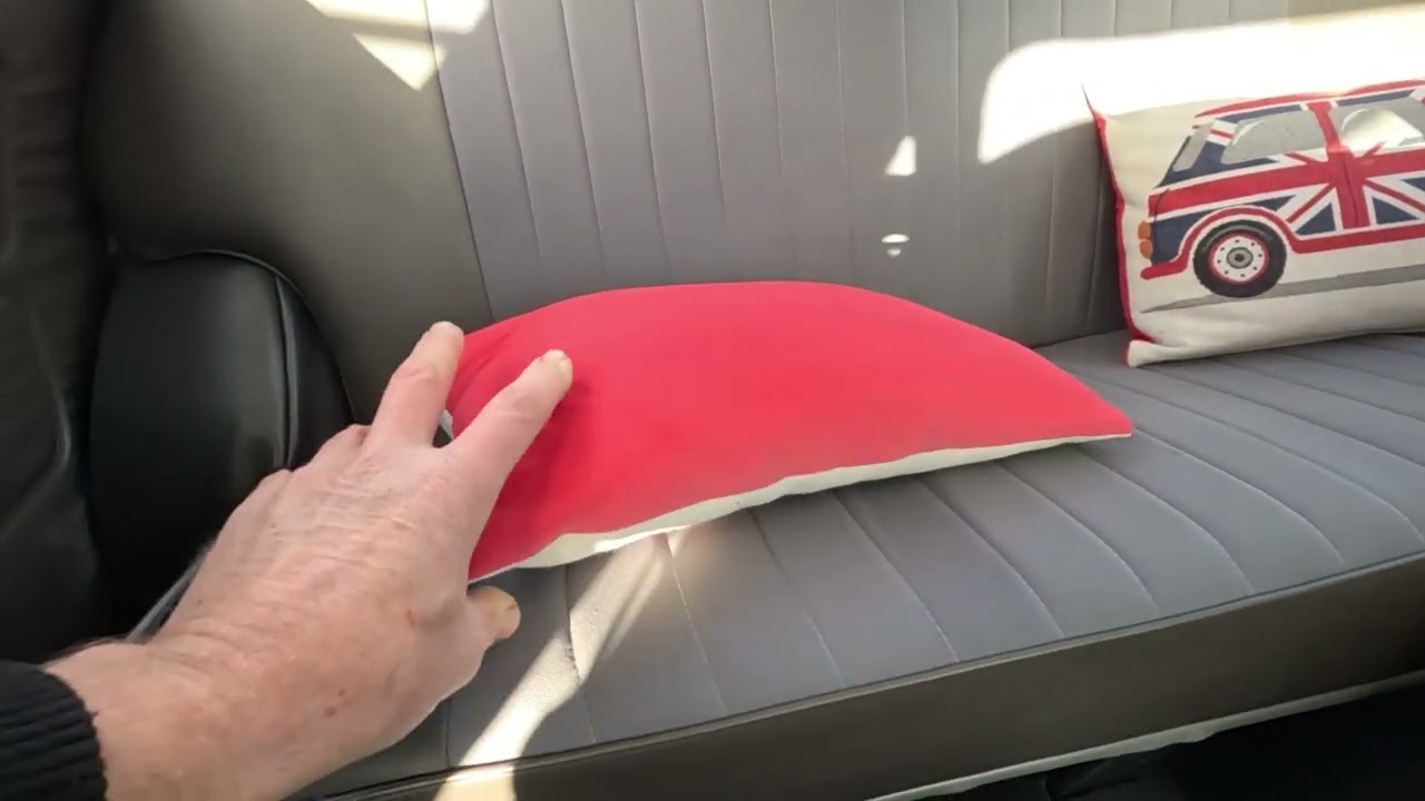 1988 Austin Mini 1000 City E Interior Review