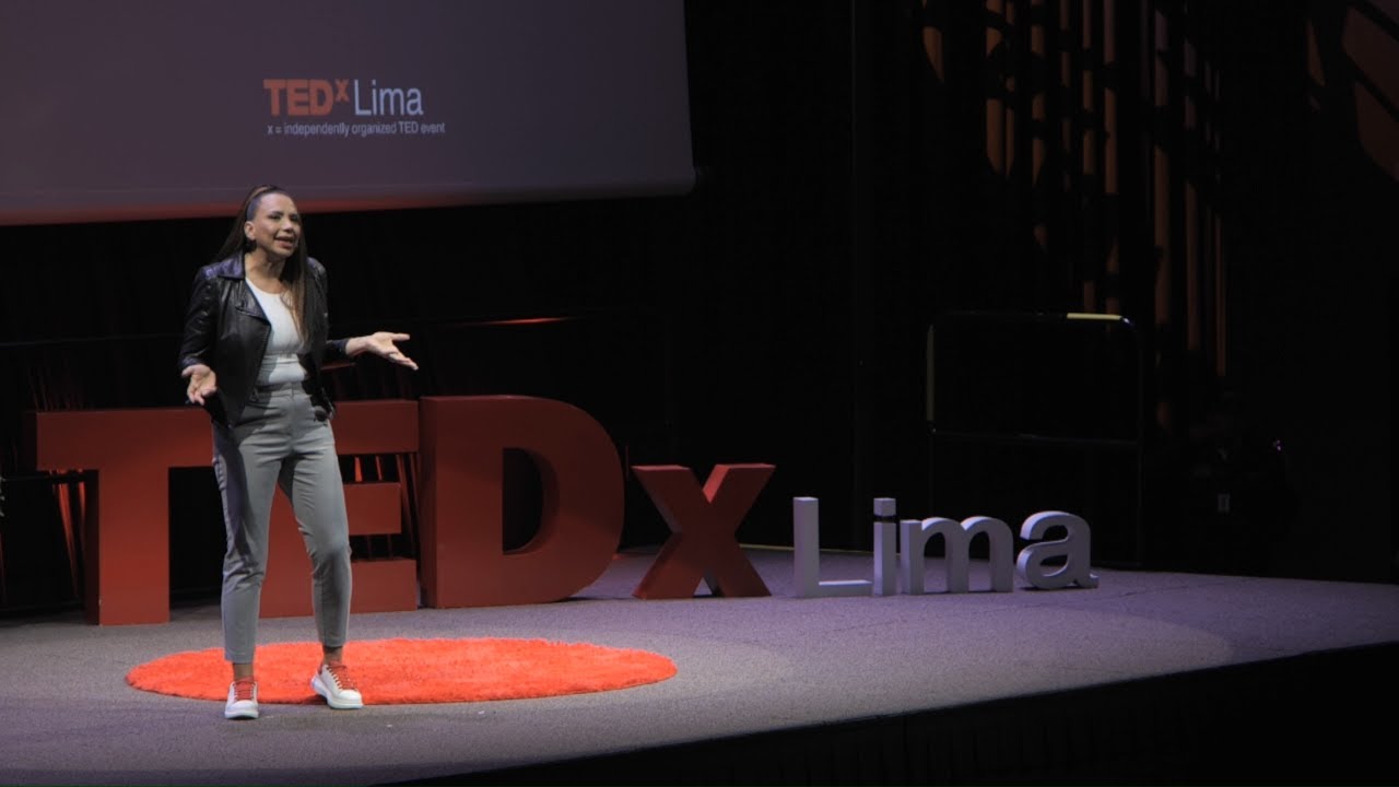 La Necesidad de Evolucionar | M&oacute;nica Cabrejos | TEDxLima
