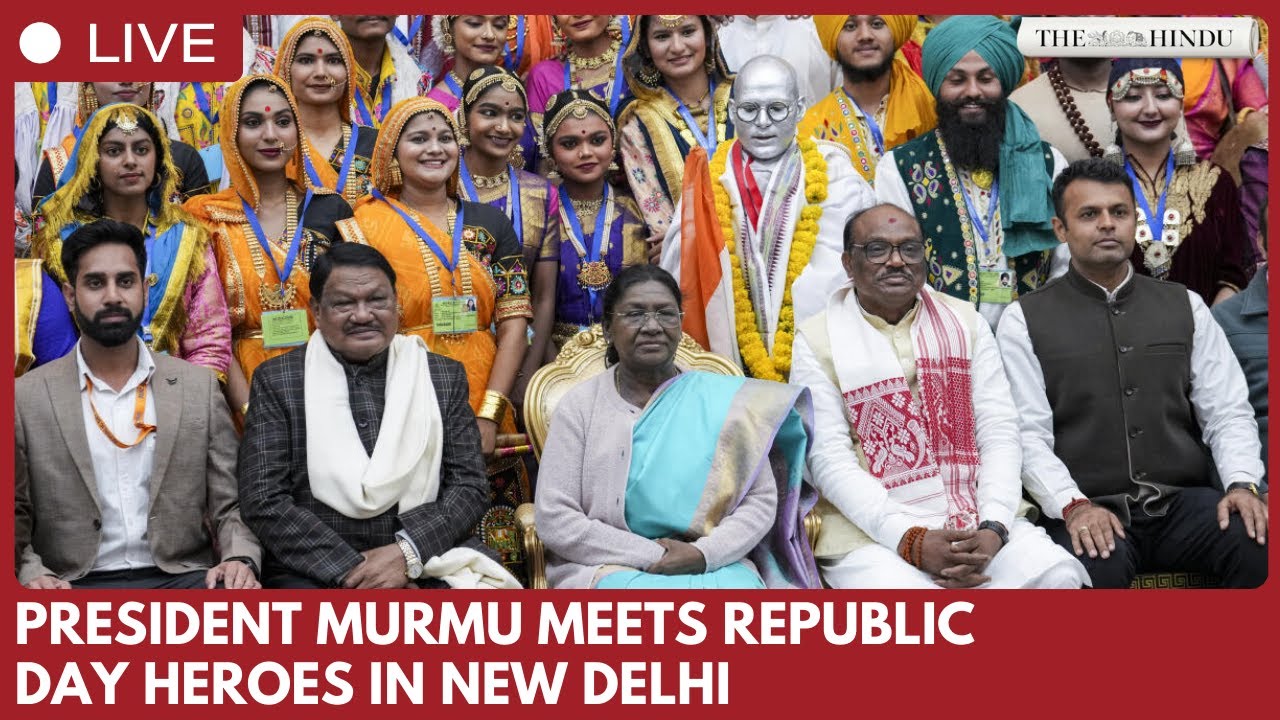 President Murmu meets tribal guests, tableaux artists, NCC & NSS volunteers at Rashtrapati Bhavan