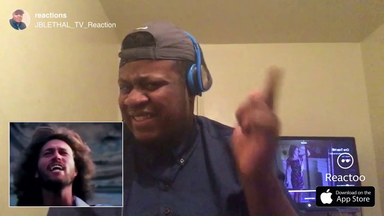 Bee Gees - Stayin' Alive (1977) REACTION