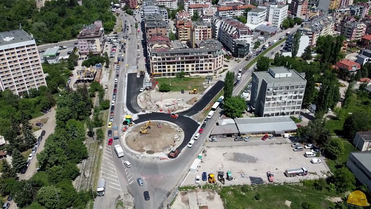 2022.05.17 - Кръгово кръстовище на бул. А. Ляпчев и Св. Климент Охридски - Дървеница