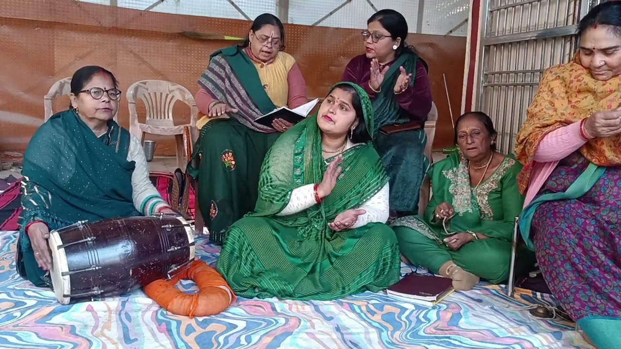 मेरे तन में बसा मेरे मन में बसा मेरा रसिया मैं तो खोई खोई नाचू रे गाऊं #radhekitolialigarh 