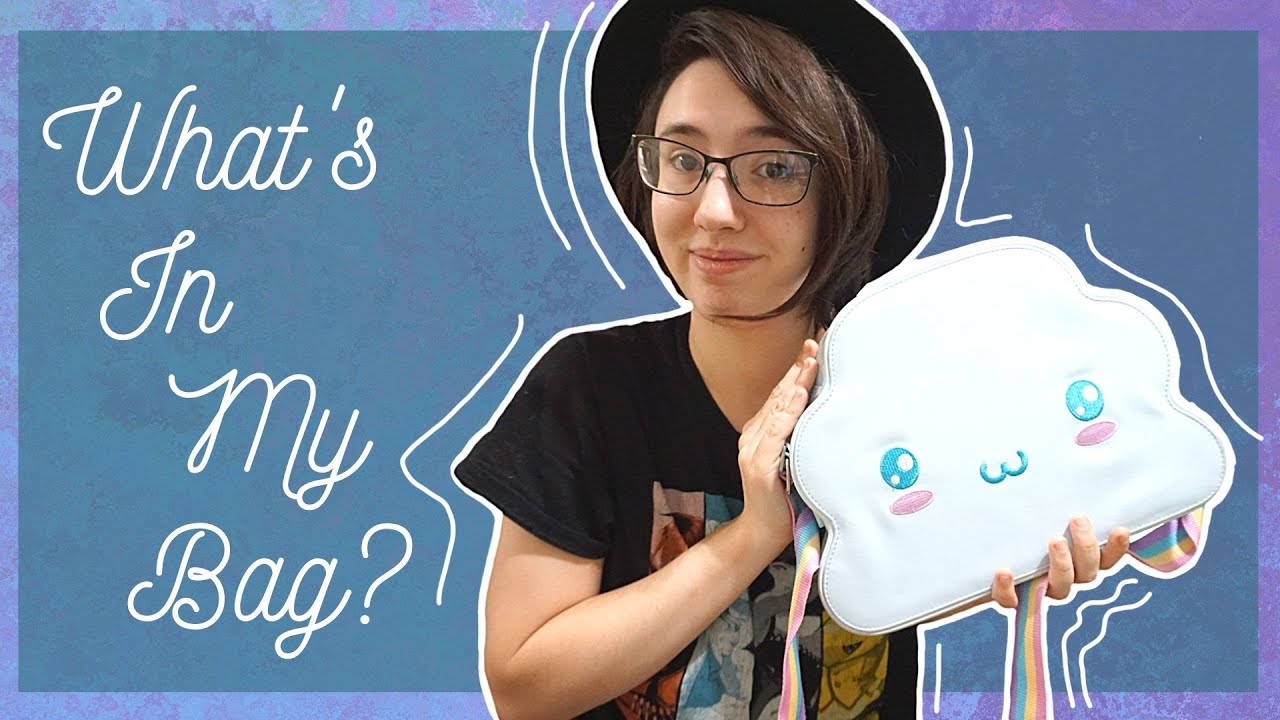What's In My Bag || Little Cosmic Crow