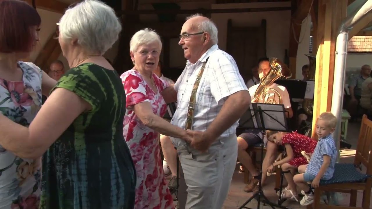 Musiknachmittag – Örömzene a Sváb Sarokból Vörösváron
