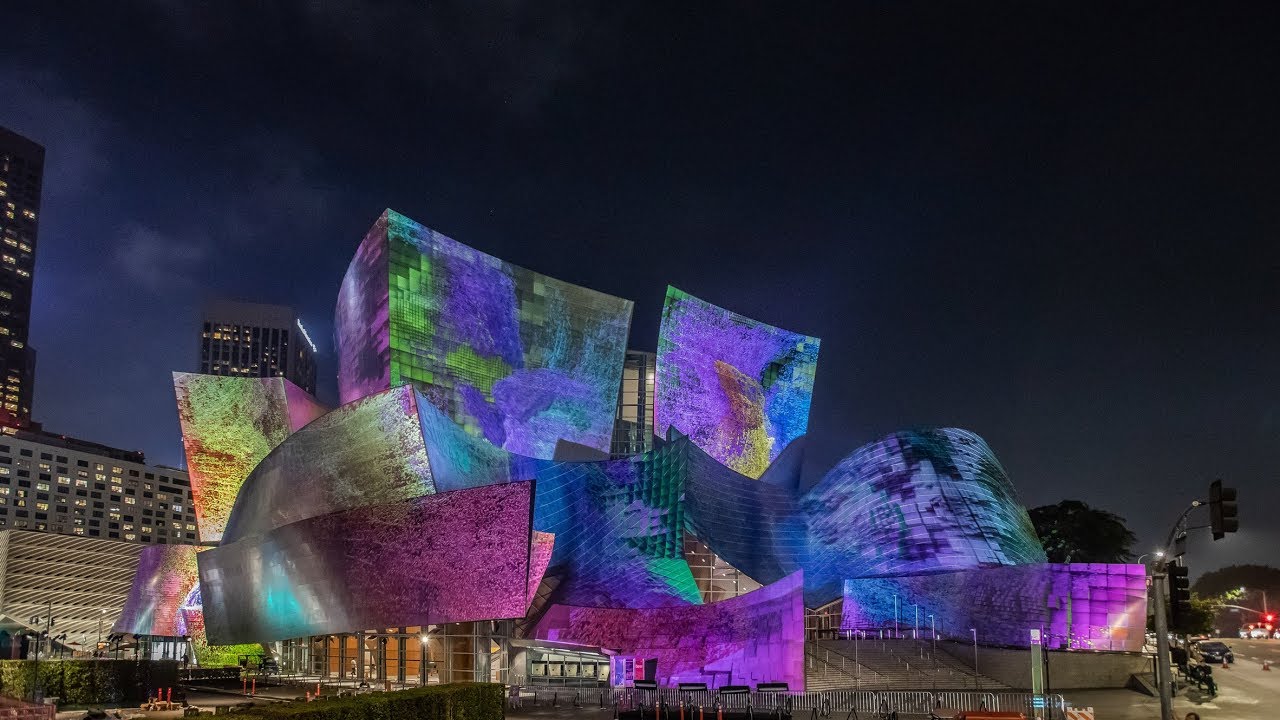 Frank Gehry's Walt Disney Concert Hall illuminates with dream-like visuals