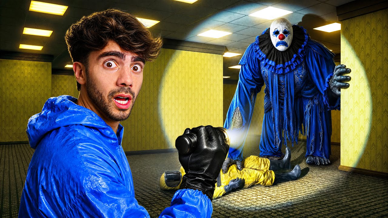 I WENT DOWN TO THE BACKROOMS IN ROBLOX