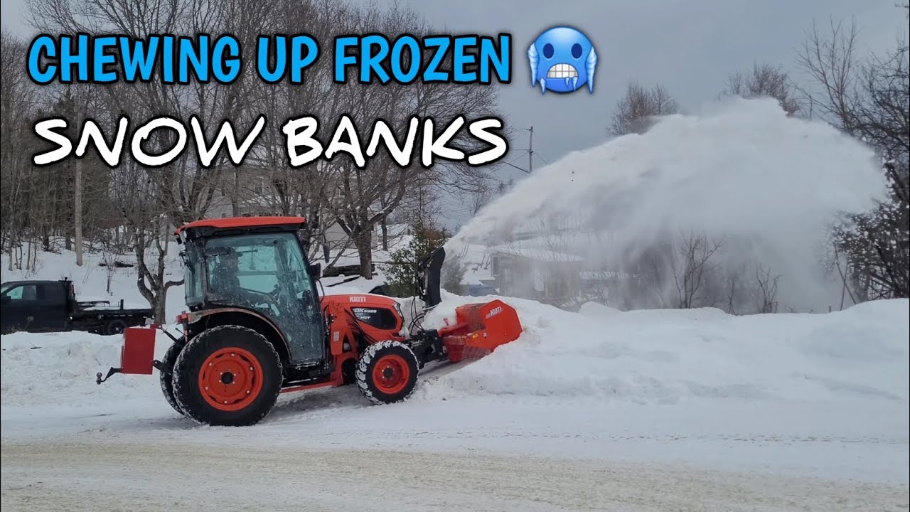 Трактор Kioti пожирает снежные заносы 💪 🚜