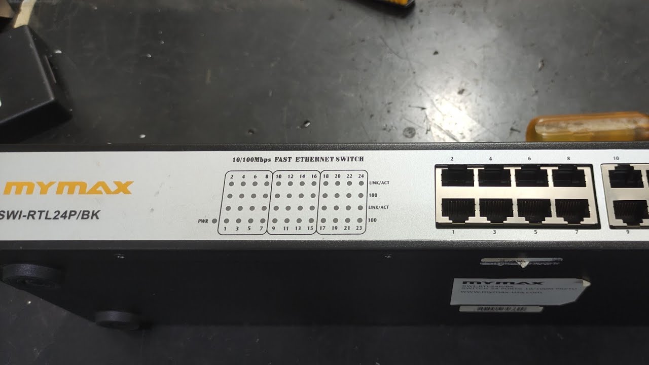 RESOLVIDO Switch 24 portas piscando todos os leds juntos e não funciona rede.