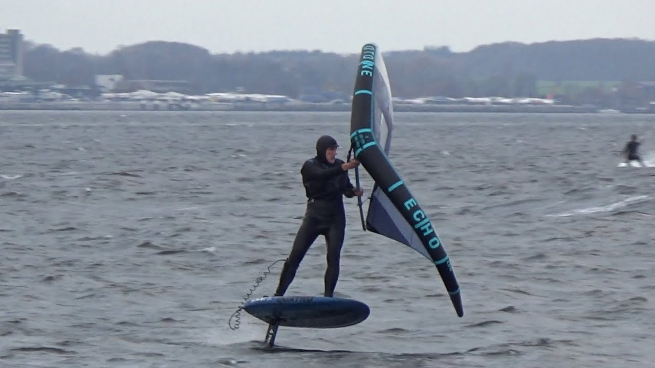 Johannes from oase - wingfoiling #2 - Kiel 18.11.2020