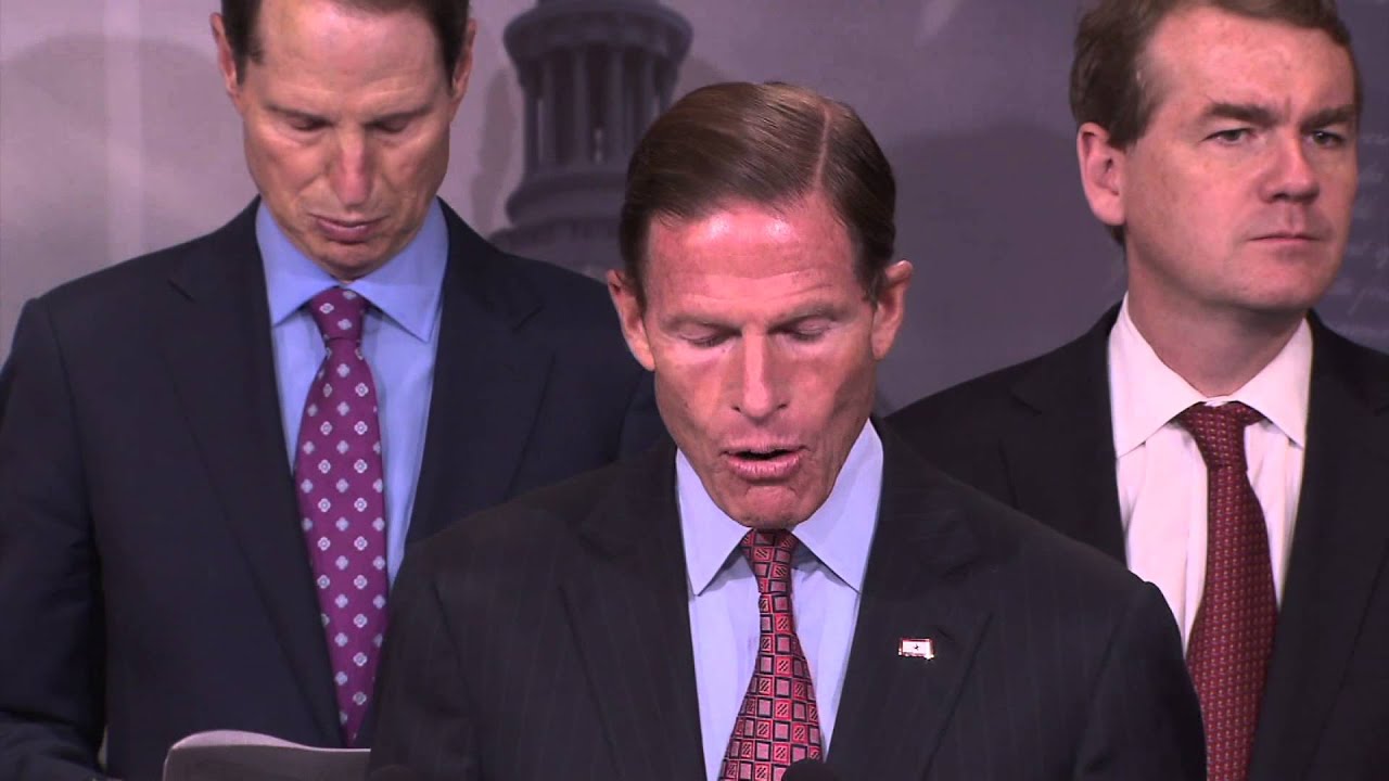 Senators Introduce Iran Policy Oversight Act of 2015