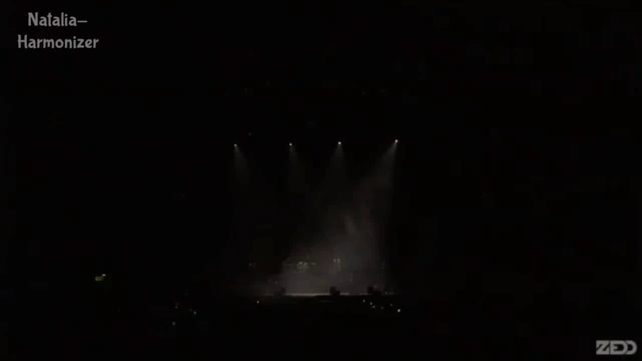 Camila Cabello performing Man In The Mirror (Michael Jackson cover) at  #Welcome 2017