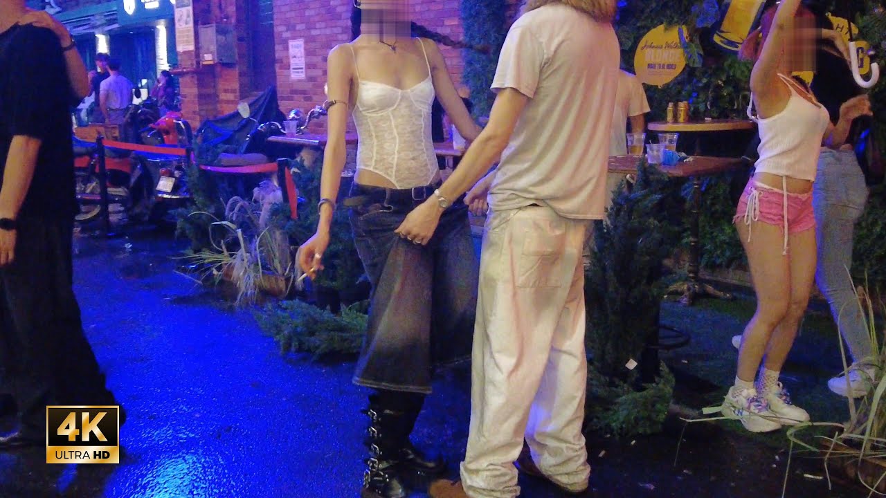 ［Itaewon 4K］Seoul Night Walk!! ~ Даже когда начинается сезон дождей, Итэвон не может остановиться~!!