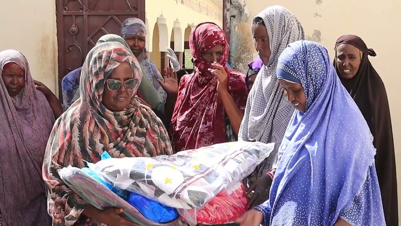 Hay’adda SSWC ayaa agab gargaar ah u qeybisay in ka badan 100 haween ah oo ku jiro xabsiga dhexe.