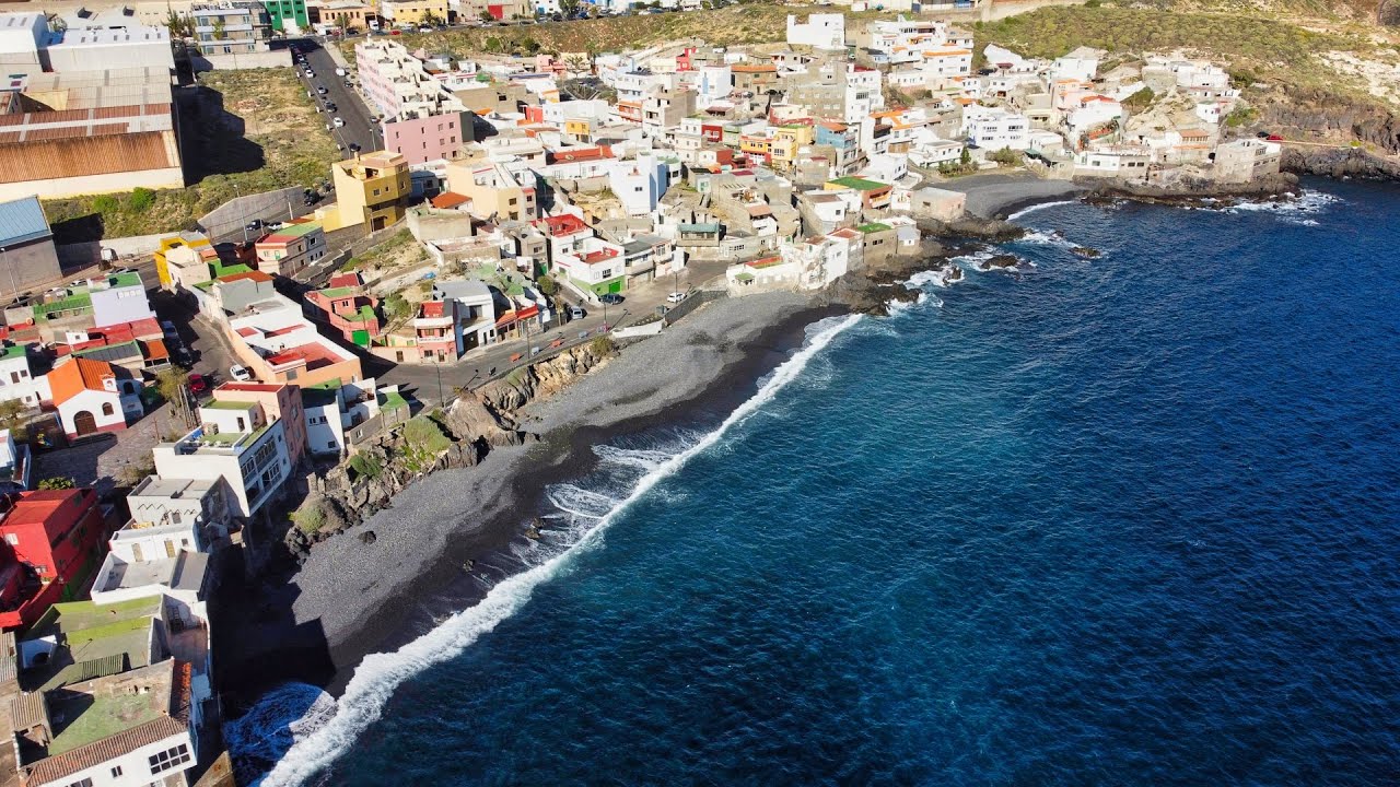 Playa La Viuda Candelaria a vista de dron 4K