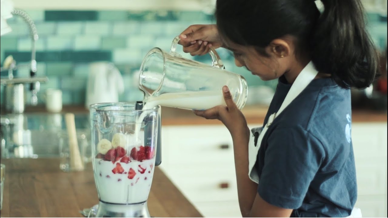Kochen mit Kindern - Indischer Lassi mit Fr&uuml;chten